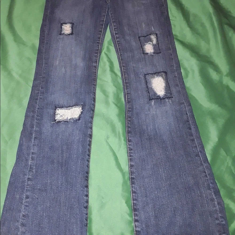 SEVEN7 Distressed Patch Jeans - Picture 4 of 8